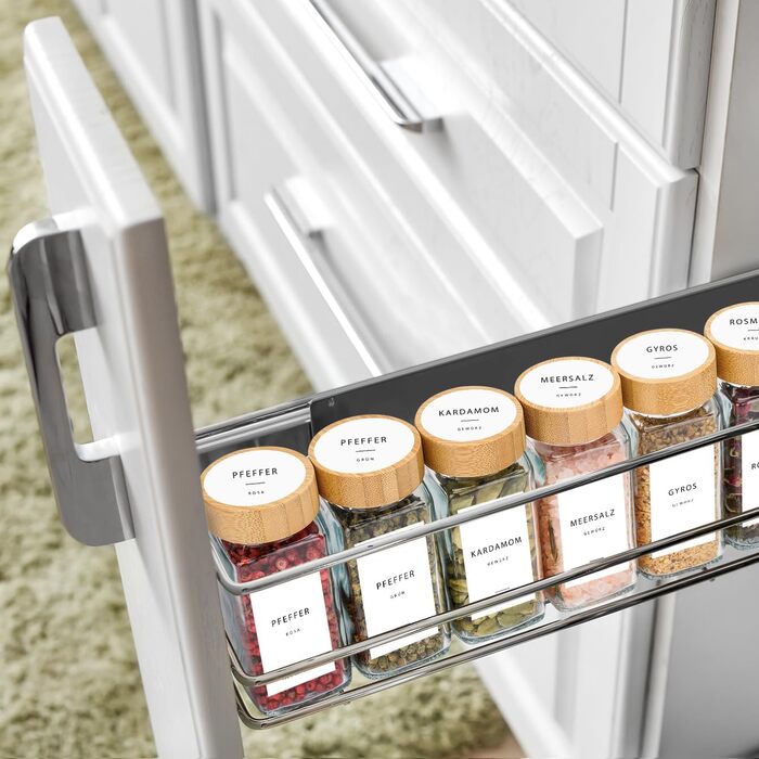 Набір баночок для спецій з дозатором [24 x 120 мл] з етикетками | Баночки для спецій з бамбуковими кришками, органайзер для зберігання, 24 шт.