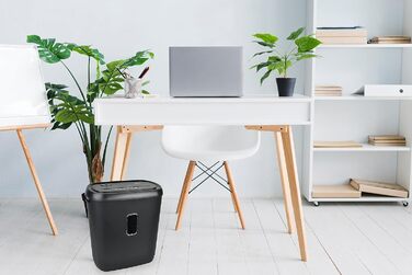 Шредер Desq 20050 для документів | 11 листів, 4 x 35 мм, об'єм кошика 21 л