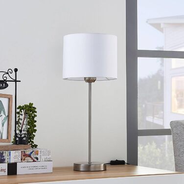 Настільна лампа Lindby з абажуром з тканини, біла. Ідеально для спальні, цоколь E27, 60W.