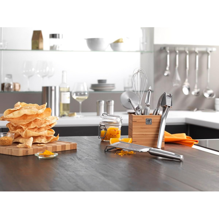 Преса для часнику ZWILLING Pro Knochblauchpresse, 20 см, нержавіюча сталь, ергономічна ручка, срібляста