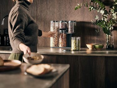 Набір Joseph Joseph з 5 контейнерів для зберігання продуктів у холодильнику, герметичні, з функціональним тримачем, сірий (скло/нержавіюча сталь, чорний)