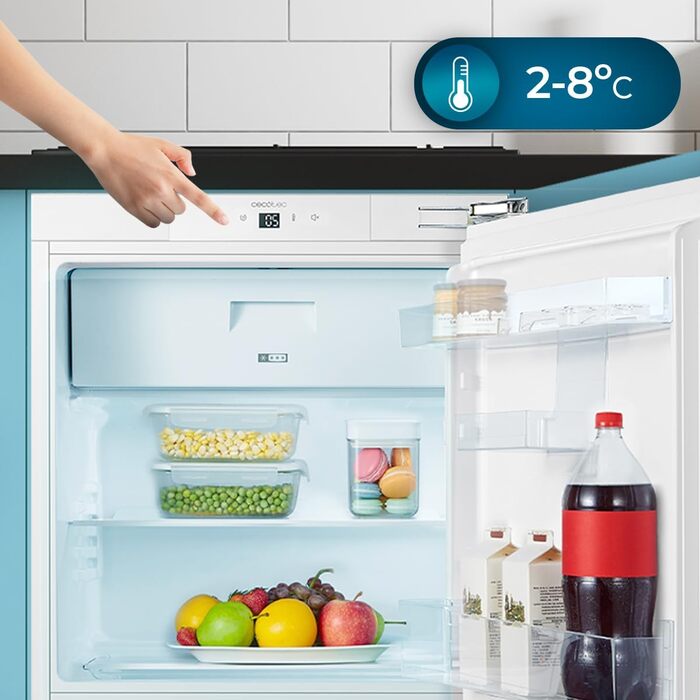 Міні-холодильник Cecotec Bolero CoolMarket TT 107: 121 л, вбудований, чорний, регулювання температури, відсік для овочів, морозильна камера