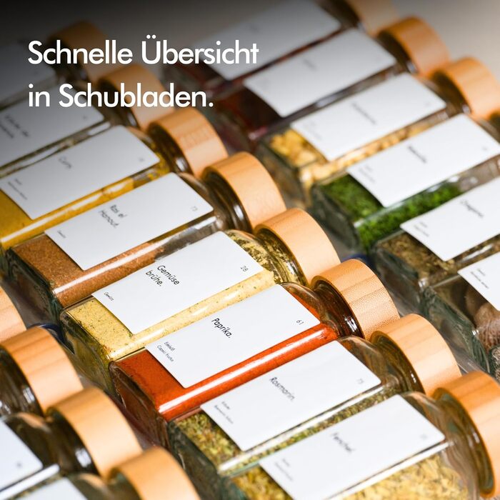 Організатор для спецій KIVY з полицями та скляними баночками | 24 баночки з етикетками, регульований, підходить для всіх ящиків | Організатор спецій для ящика з баночками | Чорний ковпачок (баночки + полиця) (бамбуковий ковпачок (баночки + полиця))