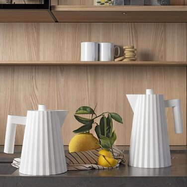 Електричний чайник Alessi Plissé MDL06/1WUK - 1 літр, білий, 2400W, з термопластичного матеріалу, штекер UK, 100 cl
