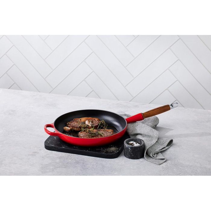 Сковорода Le Creuset Signature з чавуну з дерев'яною ручкою, 24 см, Kirschrot (Вишневий)