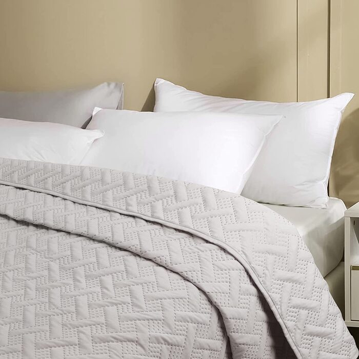 Покривало WOLTU, покривало для ліжка 170x210 см, клаптева ковдра з двостороннім малюнком, покривала з мікрофібри, стьобана ковдра, зшита ультразвуком, ковдра для вітальні, покривало для дивана, покривало для ліжка (220x240 см, світло-сірого кольору)