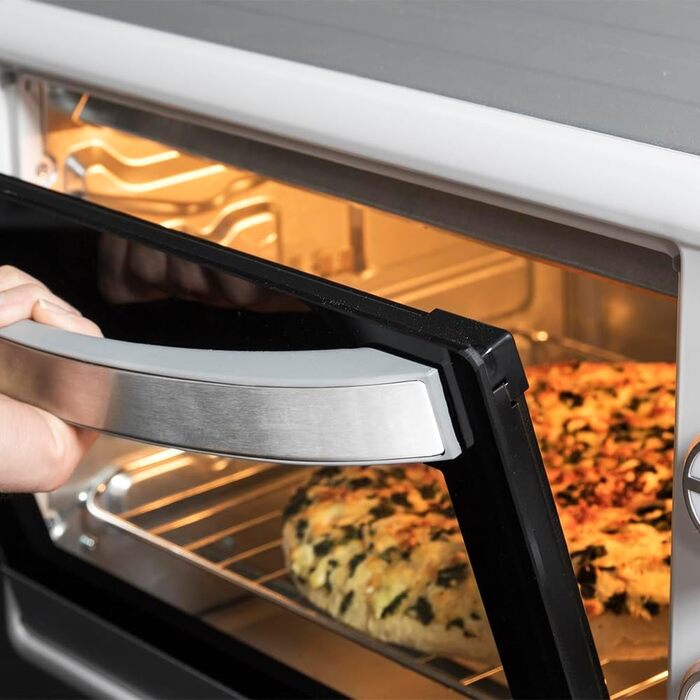 Мультиварка Cecotec Bake&Toast 1090 Black: 1000 Вт, таймер 60 хв, регулювання температури до 230ºC, 30 л, з деко, решіткою та щипцями