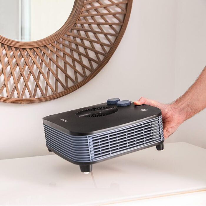 Електричний обігрівач Cecotec ReadyWarm Force, 2000W, чорний. Регульований термостат, 2 режими потужності, 3 режими роботи, зона покриття до 20м²