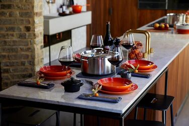 Сковорода Le Creuset з кришкою з нержавіючої сталі, 24 см, для всіх типів плит (включаючи індукцію) та духовки, срібна
