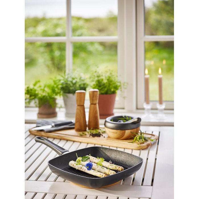 SCANPAN Classic Grillpan 27x27 см з антипригарним покриттям Stratanium+ | Для плити та духовки | З рифленою поверхнею