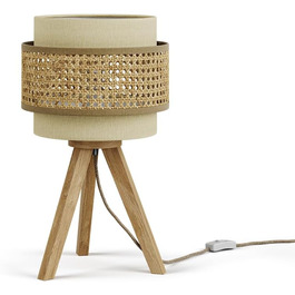 розмір: на столі стоїть торшер