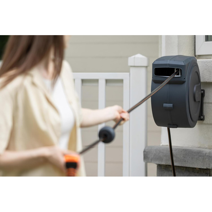 Спіральний шланг для поливу Giraffe Tools 35м + 2м з автоматичним підйомом, поворотний на 180°, з 7 насадками та під'єднувальним шлангом