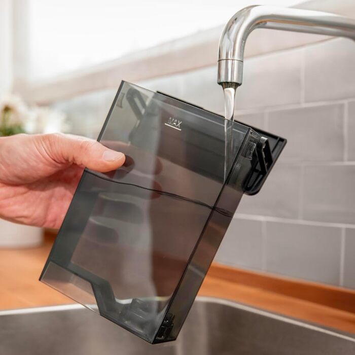 Кавомашина автоматична Cecotec Cremmaet Compactccino 19 Bar з термоблоком, Wi-Fi, меле каву, 1,1 л резервуар для води, 400 мл молока (Black Silver)