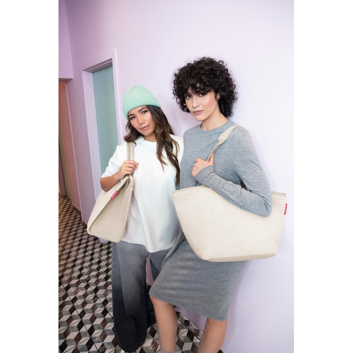 Сумка-шопер Reisenthel Shopper M – стильна та містка сумка з водовідштовхувального матеріалу (Teddy Sand)