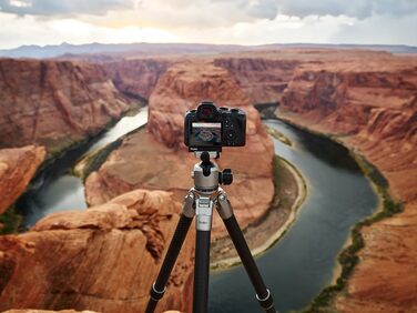 Професійний карбоновий штатив Rollei Lion Rock Pro з головкою, ультралегкий, вантажопідйомність 20 кг, висота до 147,5 см, компактний, змінні шипи для стабільності