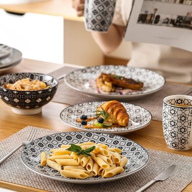 Порцеляновий набір посуду Haruka, 48 предметів - Круглий комбінований обідній сервіз Mness aptieka на 12 персон, включає кружки, миски, десертні тарілки та обідні тарілки (чорний крем, набір посуду з 40 предметів)