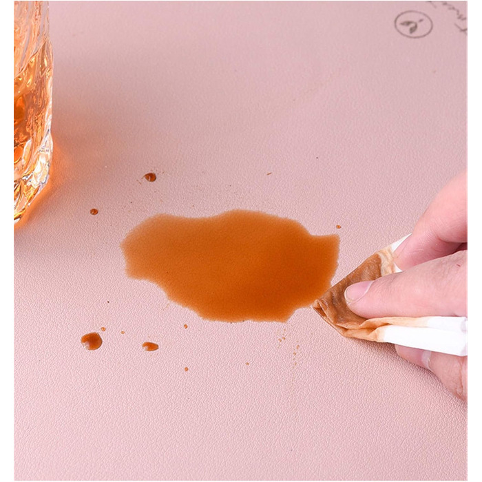 Набір підтарілок та підставки під склянку (6 шт.) з екошкіри, трикутної та овальної форми, бежевого кольору. Водостійкі, маслостійкі, термостійкі, з антиковзким покриттям.