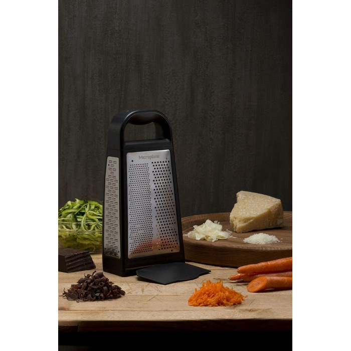 Мікроплан Еліт – терка з п'ятьма лезами, 5 поверхонь: дрібна, груба, стрічка, ультрадрібна, стругало. Чорний колір