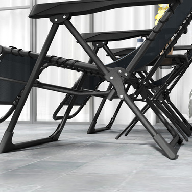 Набір із двох лежаків для відпочинку на сонце, розкладні, з регулюванням під кутом напівлежання (Zero Gravity), з підголовниками та столом-табуретом, що входить до комплекту, та двома тримачами для напоїв.