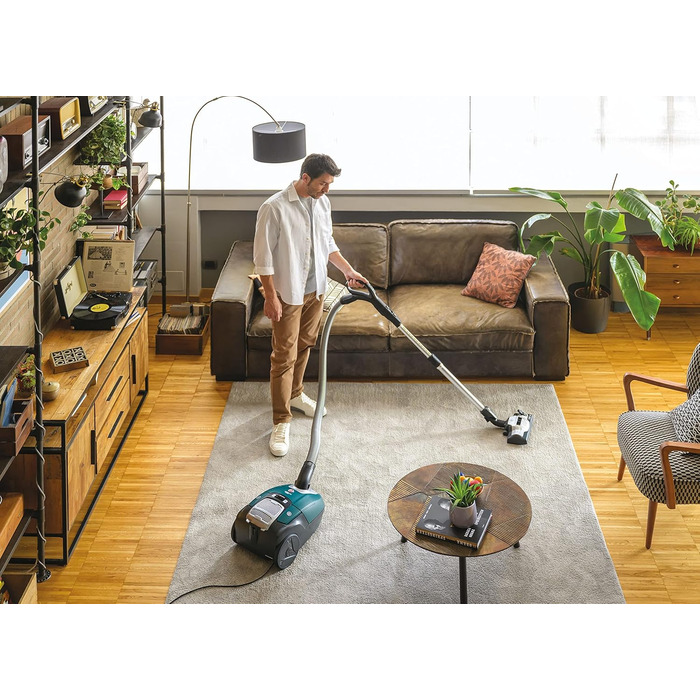 Пилголом Hoover HE520 Allergy з мішком 3,5 л, тихий (69 дBA), автоматична система видалення мішка, фільтр EPA, насадка для тварин