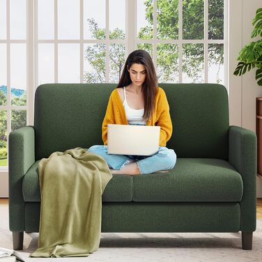 Диван 2-місний, компактний, 130 см, зелений. Зручний диван для підліткової кімнати, легко збирається без інструментів. Дивани з масиву дерева, компактні дивани для вітальні.