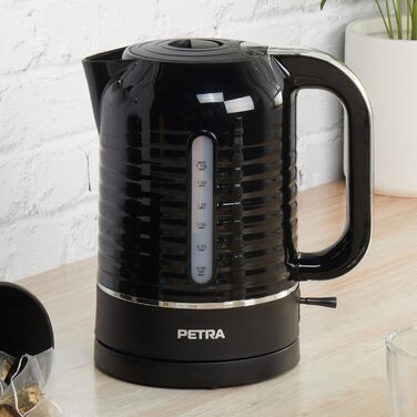 Електричний чайник Petra PT5572BLKVDE 1,7 л приготування під тиском 3000 Вт, індикатор рівня води, екран проти вапняного нальоту, поворотна основа на 360 градусів, датчик сухого кипіння, контролер Strix, вікно перегляду рівня води Чайник 1,7 л