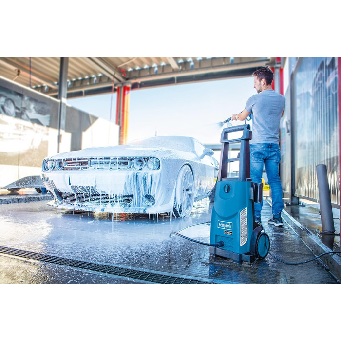 Мийка високого тиску Scheppach HCE2600 з набором аксесуарів 8 шт. 180 бар, 2400 Вт, 480 л/год, мобільний мийник з щіткою