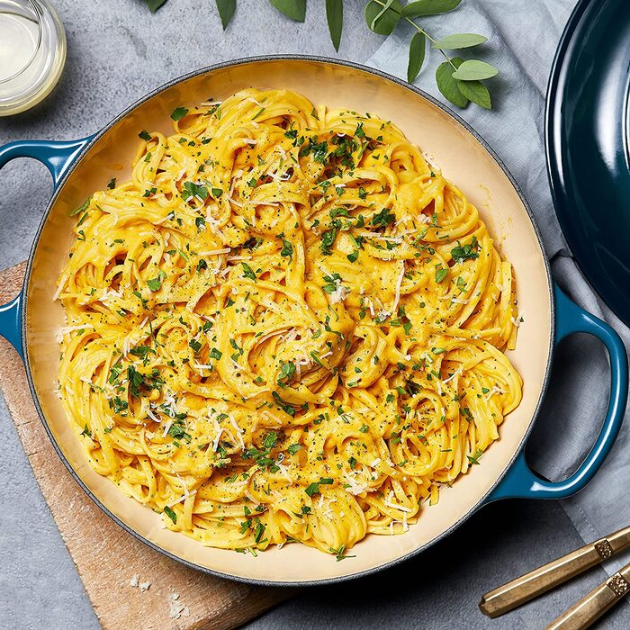 Каструля Le Creuset Signature з чавуну, 3,5 л, для всіх типів плит (включно з індукцією), 26 см, Ocean