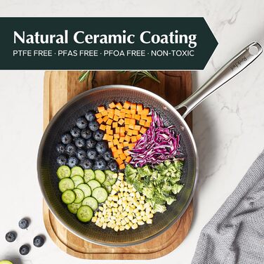 Сковорода Redchef з антипригарним покриттям, 20 см, чорна. Керамічна сковорода для яєць та омлетів, не містить PFAS, PFOA, PTFE. Підходить для індукційних плит, можна мити в посудомийній машині та використовувати в духовці.