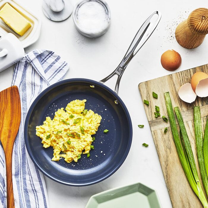 Сковорода ZWILLING Clad CFX, нержавіюча сталь, керамічне покриття, антипригарна, діаметр 20.3 см