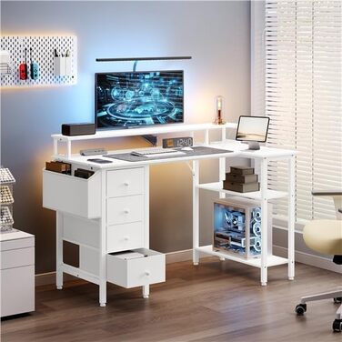 Кутовий стіл Yaheetech L-подібний з розетками, 120 x 68 см, білий. Ігровий стіл з кріпленням для монітора, 4 шухлядами, 2 полицями та кишенькою для зберігання. Для дому та офісу.