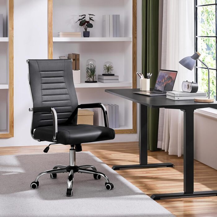 Офісний крісло Yaheetech з підлокітниками, ергономічний, для офісу, комп'ютерний, для начальника, висока спинка, функція гойдання, до 136 кг, білий (чорний)