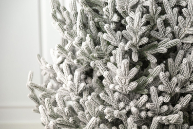 Ялинка лита 'Віденська' ЗАСНІЖЕНА 2,30м