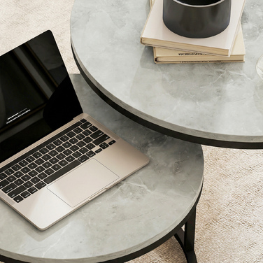 Сучасний комплект з двох журнальних столиків, столики-табуретки зі сталевим каркасом для вітальні, спальні, офісу, сірого кольору