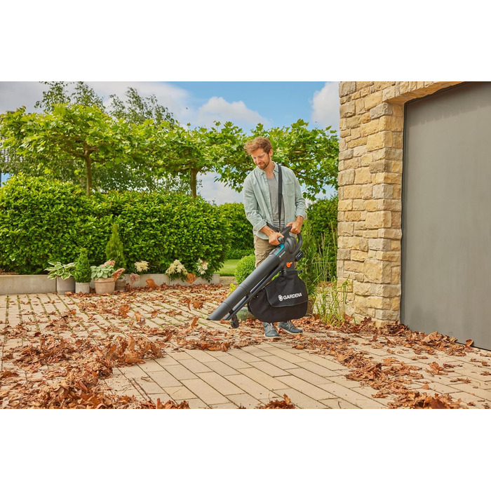 Пилосос-подрібнювач листя Gardena PowerJetCollect з потужним всмоктуванням та металевим ротором