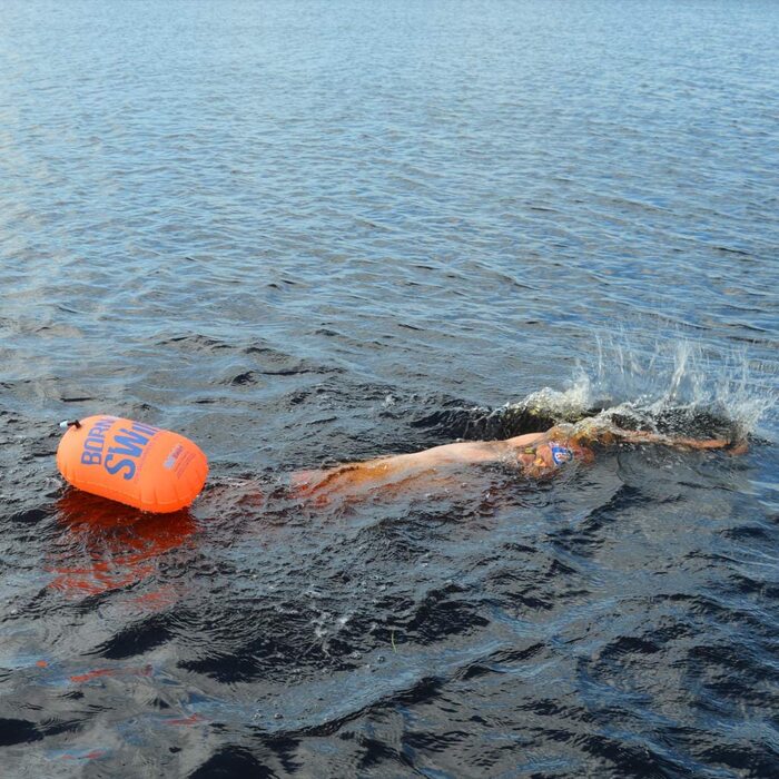 Буксирний буй Borntoswim для дорослих унісекс для плавців світлий захисний буй без сушильного мішка 28 х 49 см помаранчевий