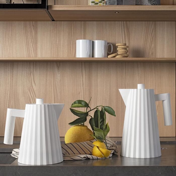 Електричний чайник Alessi Plissé MDL06/1WUK - 1 літр, білий, 2400W, з термопластичного матеріалу, штекер UK, 100 cl