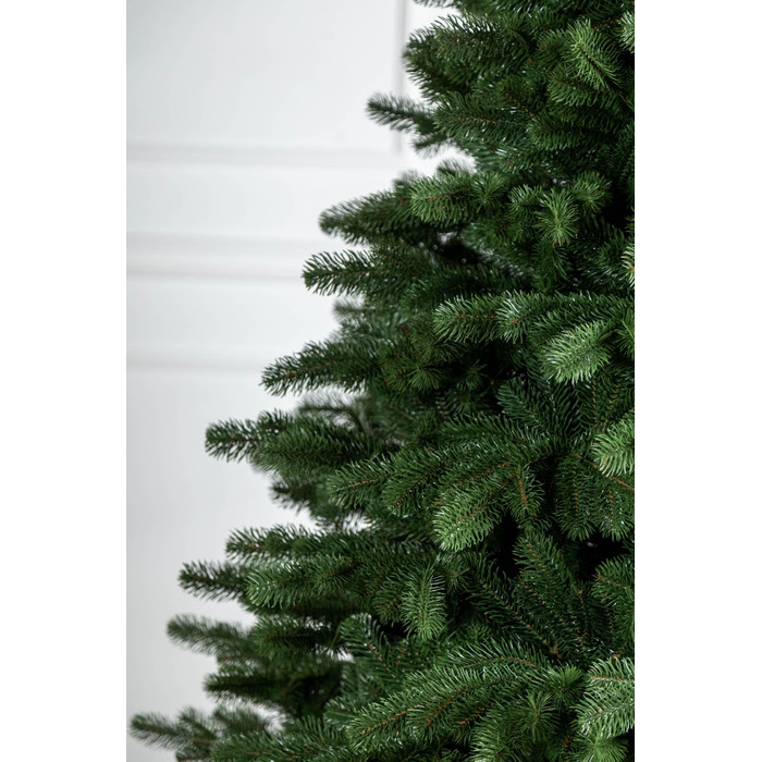 Ялинка лита 'Версальська' Зелена 2,10м
