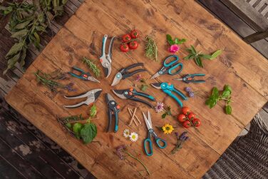 Набір для поливу Gardena City Gardening: шланг 10м, касета для зберігання, компактна ручка, для тераси та саду (18400-20)