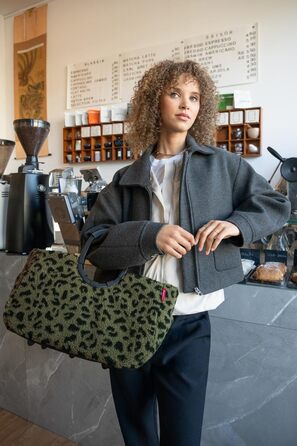 Сумка-шопер Reisenthel Loopshopper Teddy Leo Olive – з міцних перероблених PET-пляшок, практичні кишені