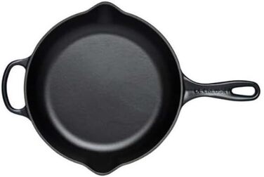 Сковорода Le Creuset Signature з чавуну, 26 см, 2 л, червоний (Nectar) - для всіх плит та духовок