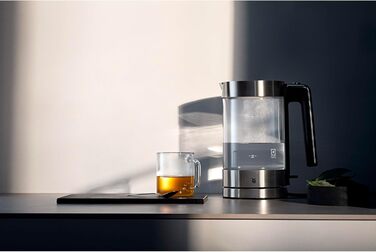 Електричний чайник WMF Lono зі скла, 1,7 л, з фільтром від накипу, бездротовий, 3000 Вт, матова нержавіюча сталь