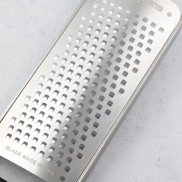 Мікроплан NEUE Professional Serie з грубою клинком | Професійна тертка з нержавіючої сталі | Ідеальна для сиру, овочів, горіхів, шоколаду, імбиру та часнику | Зроблено в США