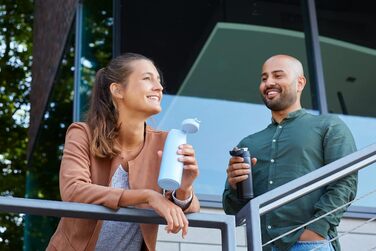 Термокружка Emsa N21518 Travel Mug Light - 0.4 л, нержавіюча сталь, клапан, BPA Free, блакитний колір