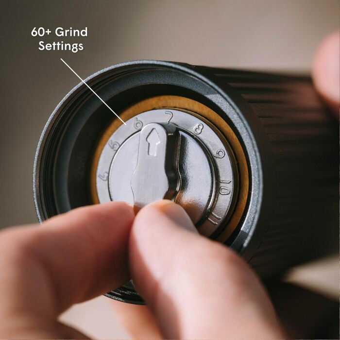 Ручна кавомолка AeroPress - портативна кавомолка з титановим покриттям, 60 ступенів помелу, для AeroPress, еспресо, френч-прес, мока-кава