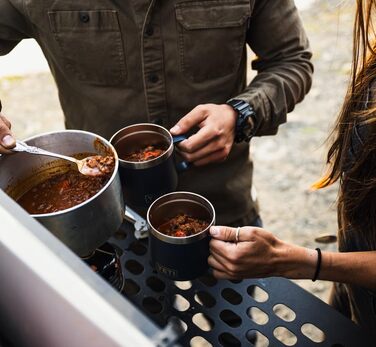 Термос YETI Rambler 14 oz з кришкою MagSlider, 414 мл, Ultra Marine Violet