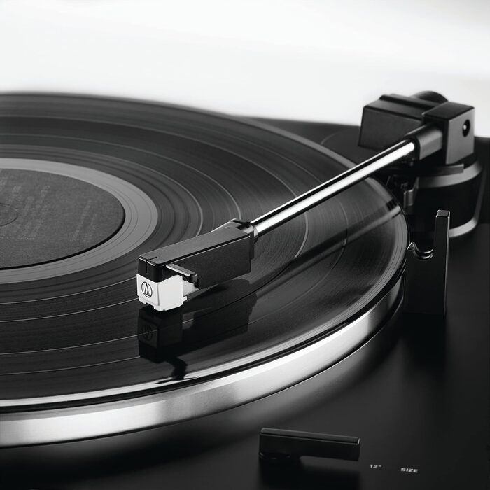 Програвач вінілу Audio-Technica LP60XBTBK з Bluetooth, автоматичний, ремінний привід, чорний, аналоговий стерео