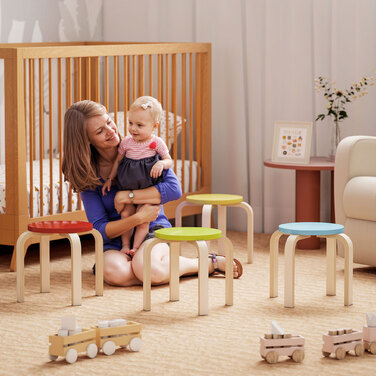 4 бархатисті табурети з фетровими накладками на ніжках, виготовлені з березової фанери, пофарбовані у різні кольори