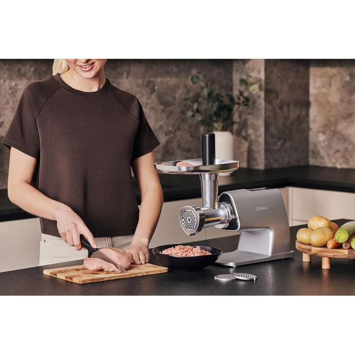 Електрична м'ясоподрібнювач ZEEGMA MOLEN MASTER 2500W з 3 дисками з нержавіючої сталі, насадка для ковбас та овочешкребкою, функція зворотного ходу, сенсорний дисплей