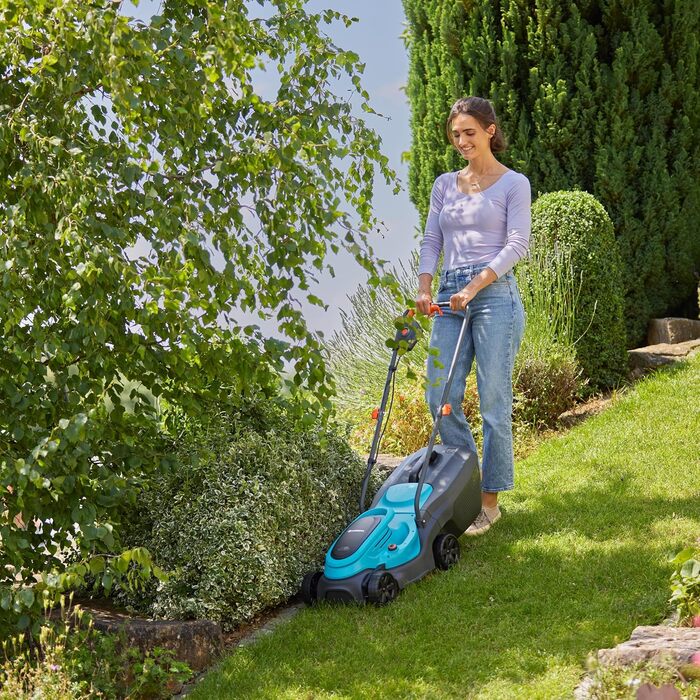 Акумуляторний газонокосарка Gardena EasyMax 30/18V Ready-to-Use Set - 32 см, для малих садів, Power for All-Akku